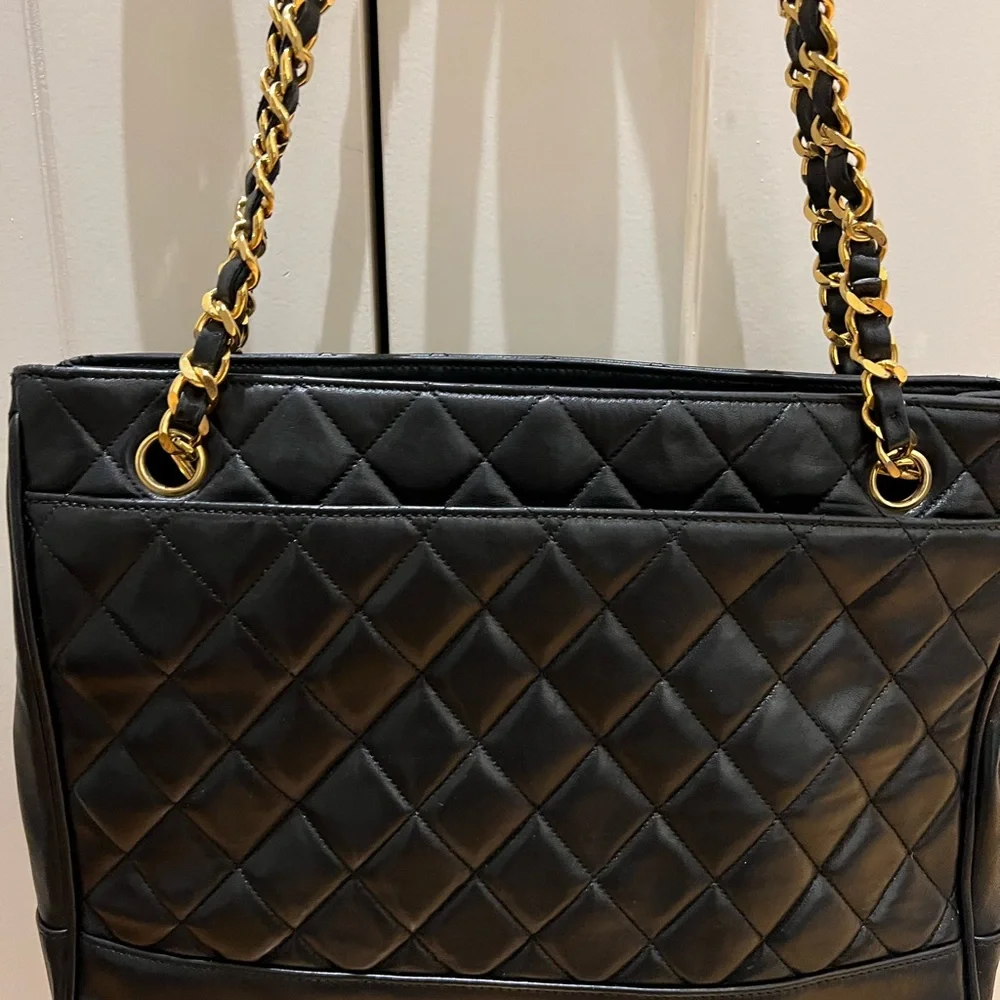 Vintage CHANEL Black Quilted Leather Shoulder Bag with 24K Gold Chain Straps - Picture 2 of 16